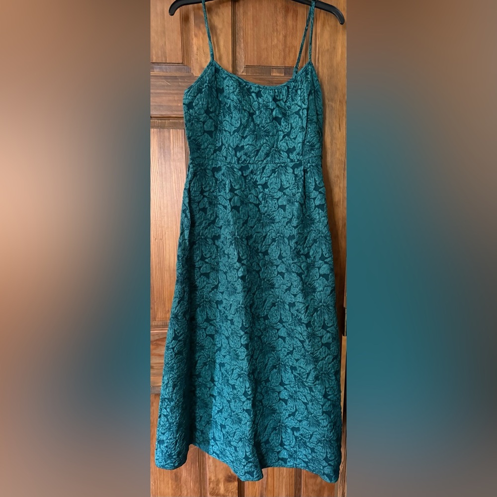 Chic Women’s Teal Dress